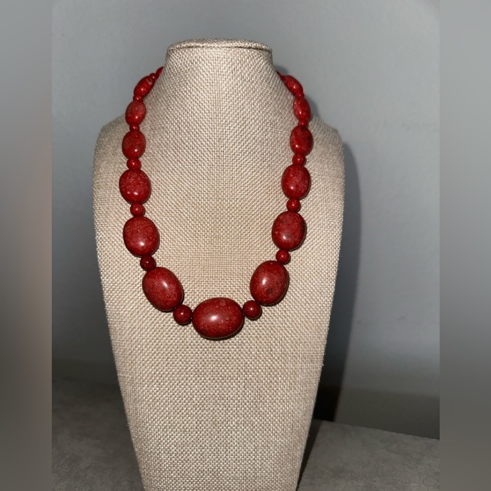 Red coral statement bead necklace by Jay King - Picture 3 of 11
